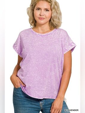 Zenana PLUS CRINKLE WASHED ROUND NECK FOLDED SHORT SLEEVE TEE